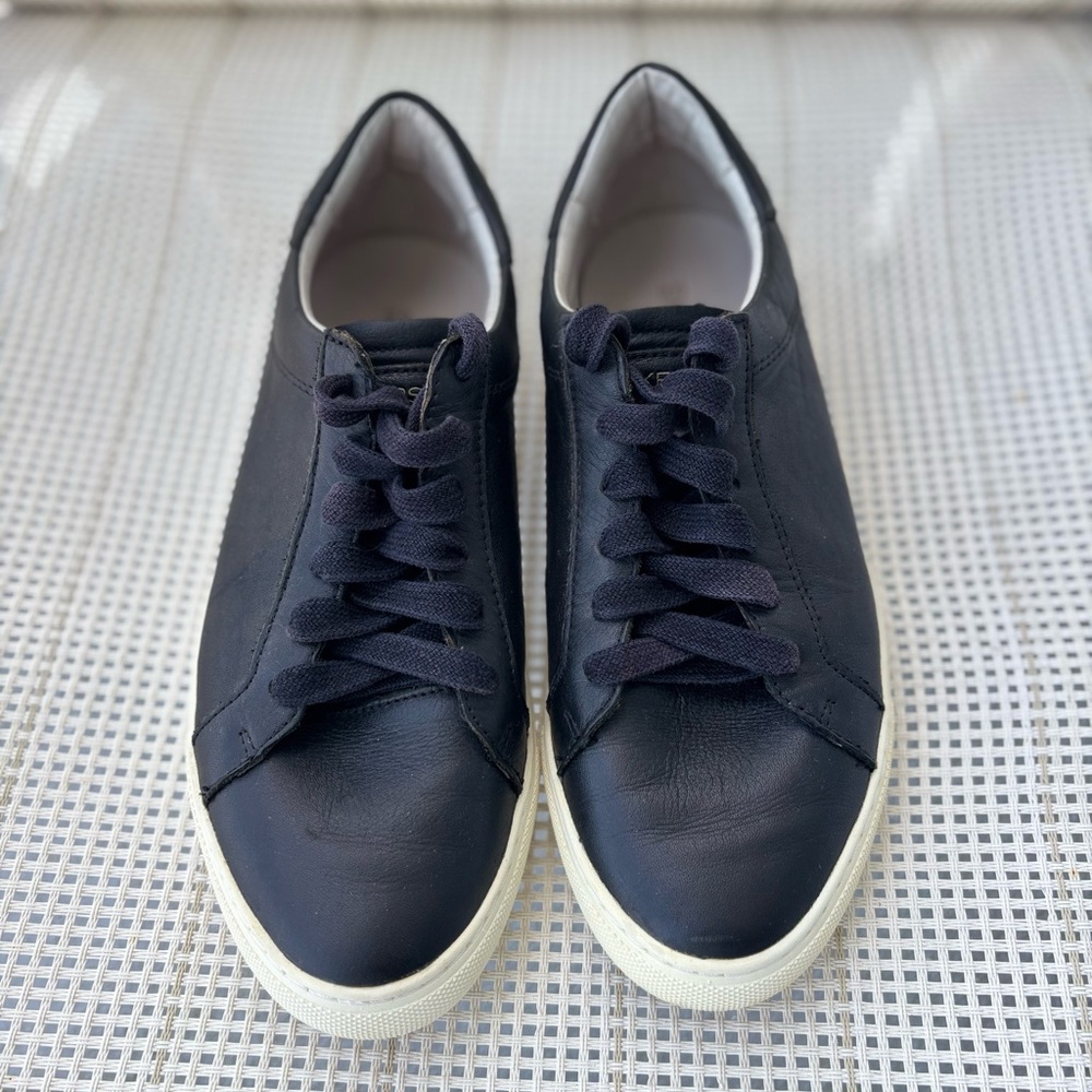 Skechers Women Black Leather Sneakers